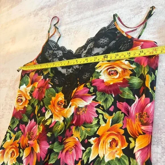 Gold Label Victoria’s Secret Floral Lace Slip XS/S - Picture 10 of 11
